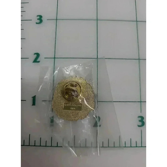 Vintage 1995 McDonald's Monopoly Pin Collectors Lapel Pin New in Package - Picture 3 of 4